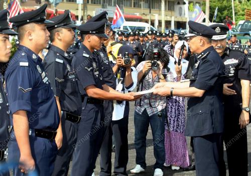 TAN SRI ISMAIL OMAR