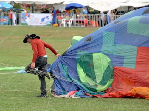 JB04_22022013_LAYANG-LAYANG