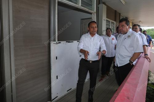 AZNAN TAMIN