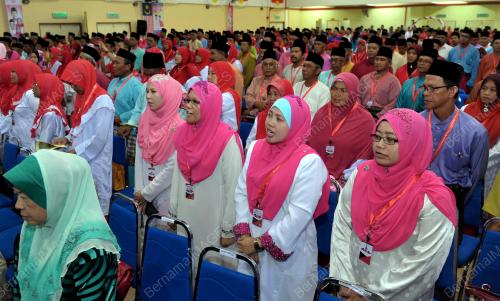 JB04_22082015_UMNO_SRI_GADING