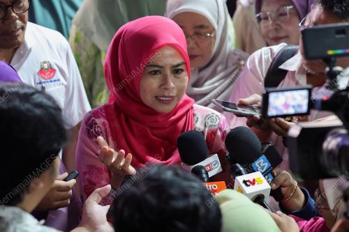 DATUK SERI DR NORAINI AHMAD 