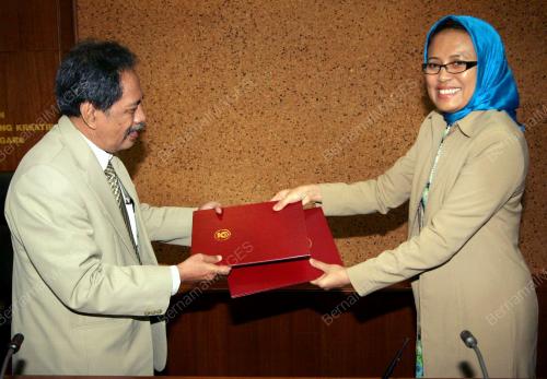 DR SITI HAMISAH TAPSIR