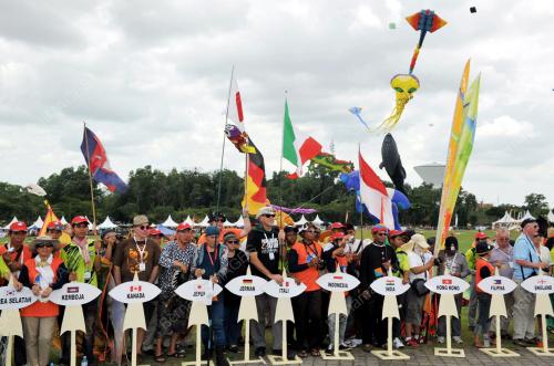 JB04_23022013_LAYANG-LAYANG