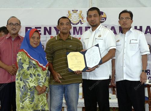 JB04_23092019_TANAH