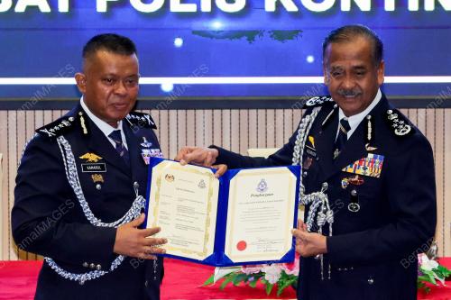 TAN SRI RAZARUDIN HUSAIN 