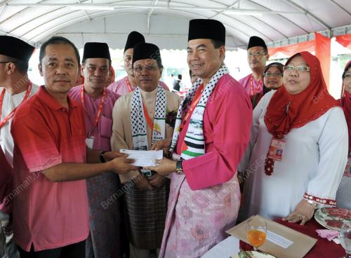 JB04_24082014_MESYUARAT_UMNO