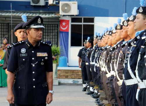 JB04_25032015_HARI_POLIS