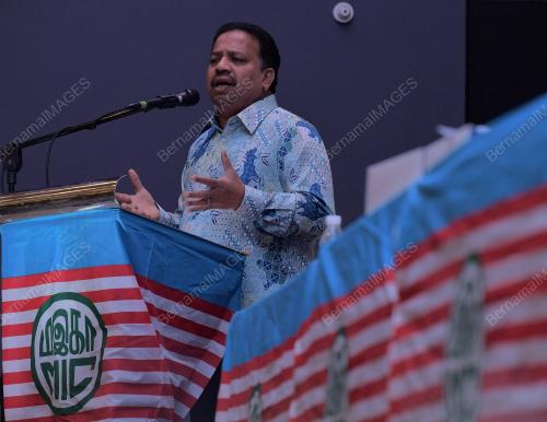 TAN SRI S.A VIGNESWARAN