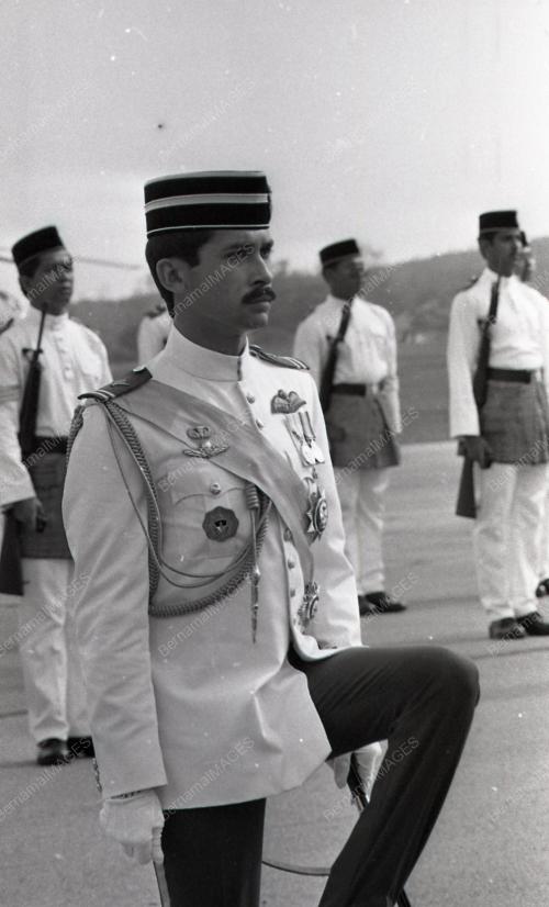 SULTAN ISKANDAR