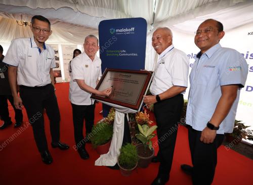 DATUK SERI FADILLAH YUSOF