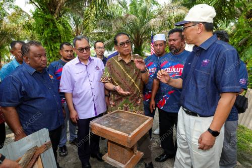 DATUK SERI MOHAMED KHALED NORDIN