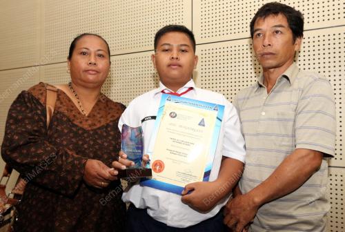 JB04_26112014_UPSR