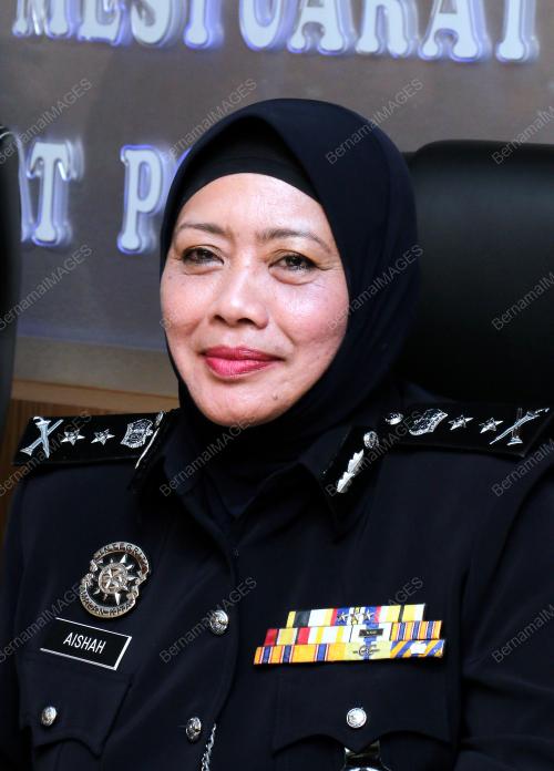 JB04_26112015_DATUK_AISHAH