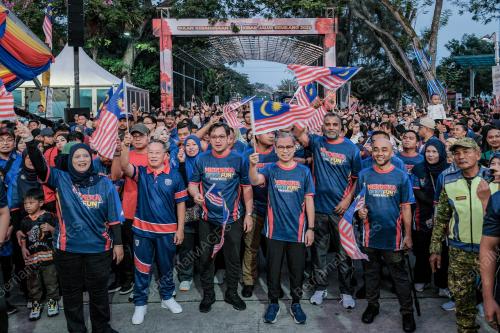 DATUK FAHMI FADZIL