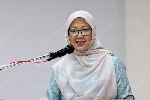 DATUK SERI DR ZALIHA MUSTAFA 