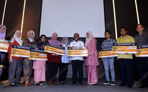 JB04_27112019_NANAS_BN201911258803