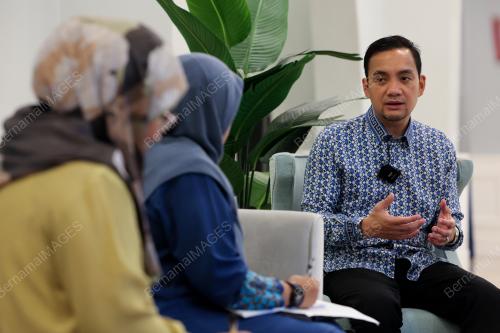 DATUK ONN HAFIZ GHAZI