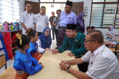 MOHD HANAFI SAMAD