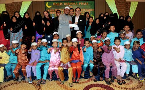 JB04_30052017_BLUEWAVE_BERBUKA_BN201705285218-1