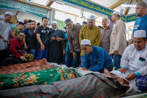JENAZAH KEMALANGAN MAUT