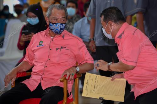 TAN SRI MUHYIDDIN YASSIN