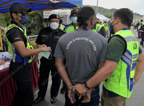 AZMIL ZAINAL ADNAN