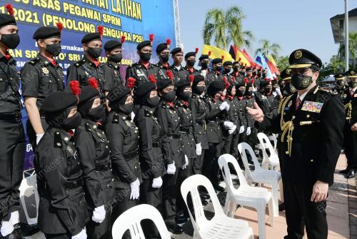 TAN SRI AZAM BAKI