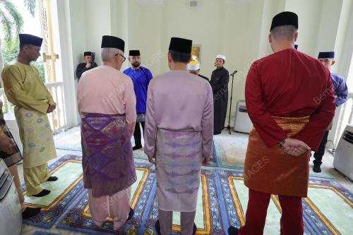 TUNKU MAHKOTA ISMAIL  