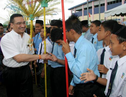 HISHAMUDDIN TUN HUSSEIN