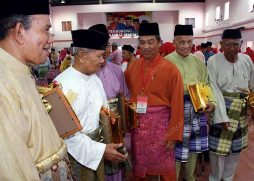 TAN SRI MUHYIDDIN MOHD YASSIN