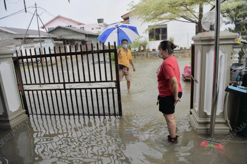 BANJIR SEGAMAT