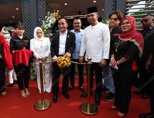 DATUK ONN HAFIZ GHAZI