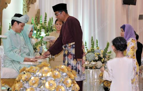 JB05_04042015_NAJWA_n_IDRIS