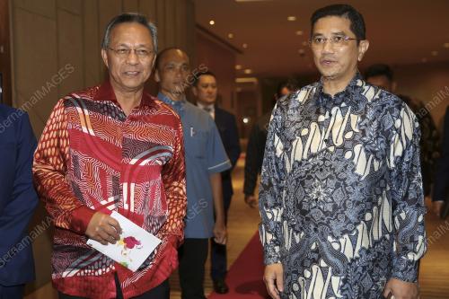 DATUK SERI MOHAMED AZMIN ALI