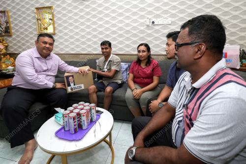 DATUK AZMAN ABIDIN