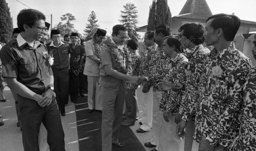 JB05_05031983_SEMINAR_BURUH