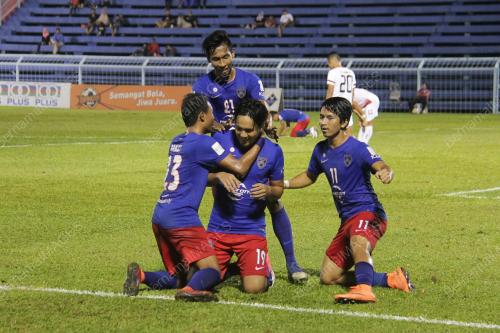 JB05_05052017_BOLA_JDTII