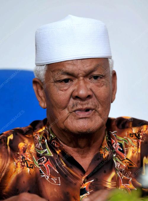 JB05_06012016_FELDA_PASAK