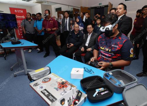 PROF DATUK DR AHMAD FAUZI ISMAIL