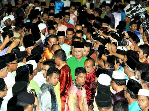 JB05_06082012_PM_BERBUKA_PUAS