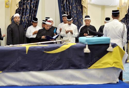 JB05_06122015_TUNKU_JALIL