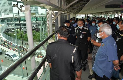 DATUK SERI HAMZAH ZAINUDIN