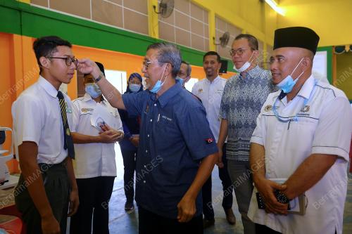DATUK MOHD RASHID HASNON