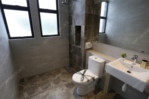 RUMAH_CONTOH