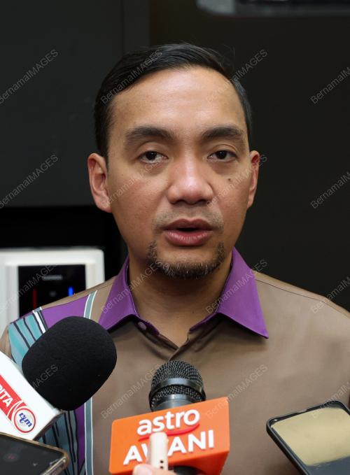 DATUK ONN HAFIZ GHAZI