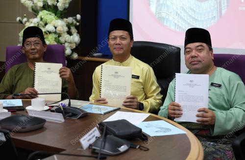 ANUAR SUKIRAN