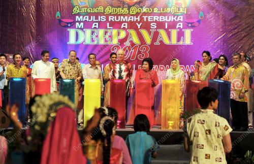 JB05_09112013_PM_DEEPAVALI_2013