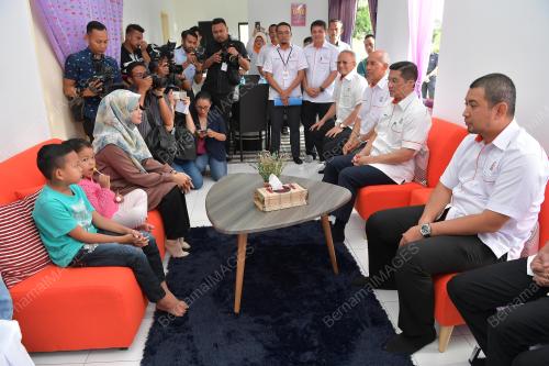 DATUK SERI MOHAMED AZMIN ALI