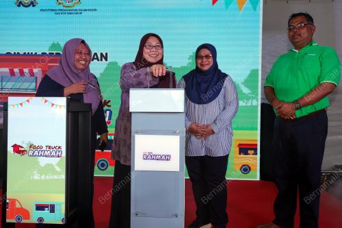 FUZIAH SALLEH