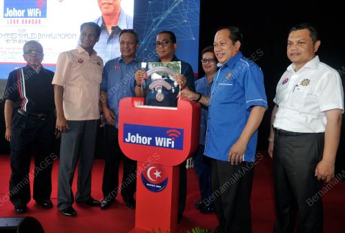 JB05_10042017_JOHOR_WIFI